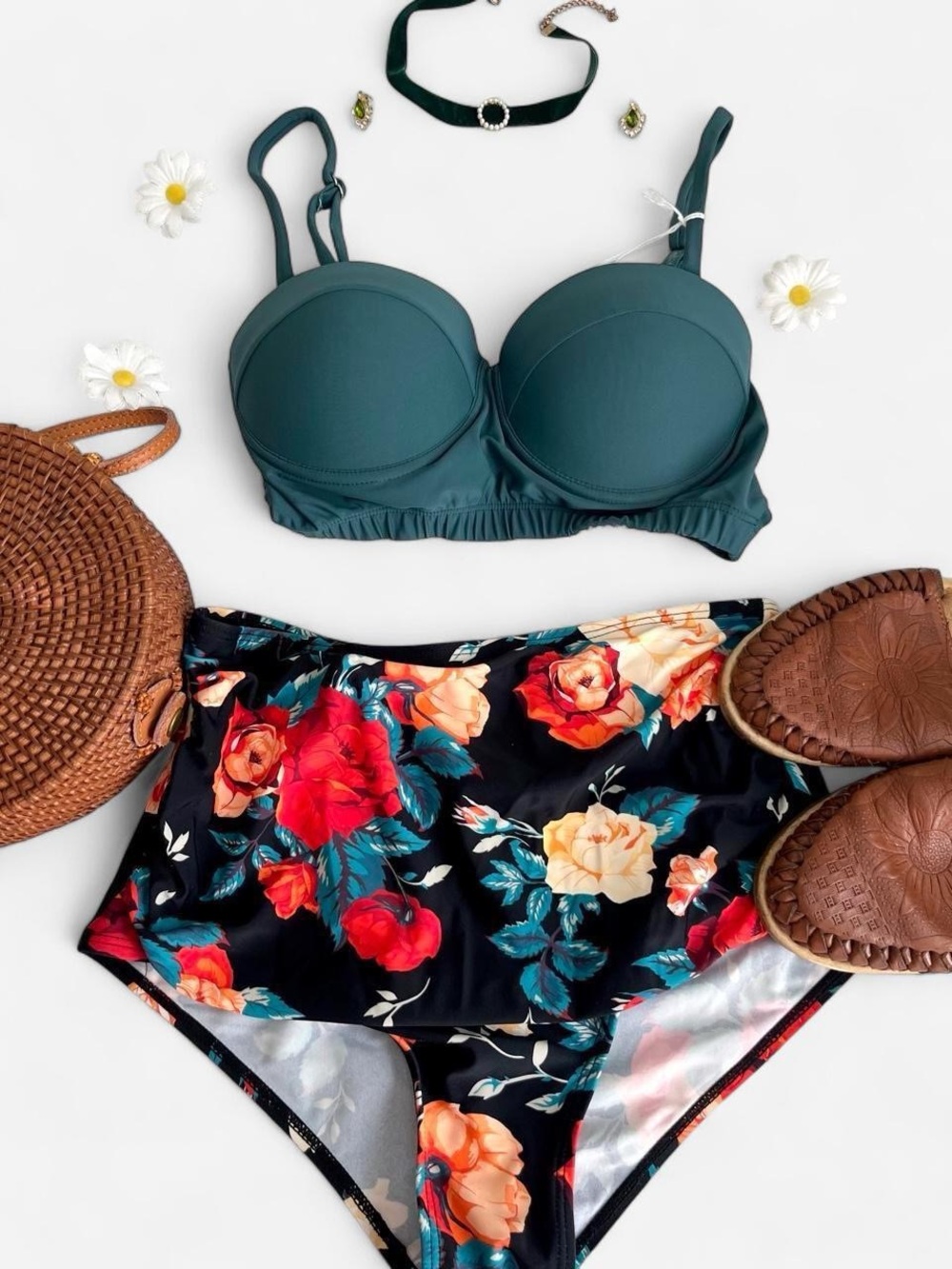 Vintage High Waisted Swimsuit 💚